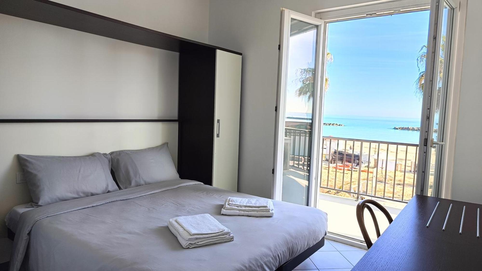 Lido Rooms & Apartments Lido di Fermo Εξωτερικό φωτογραφία